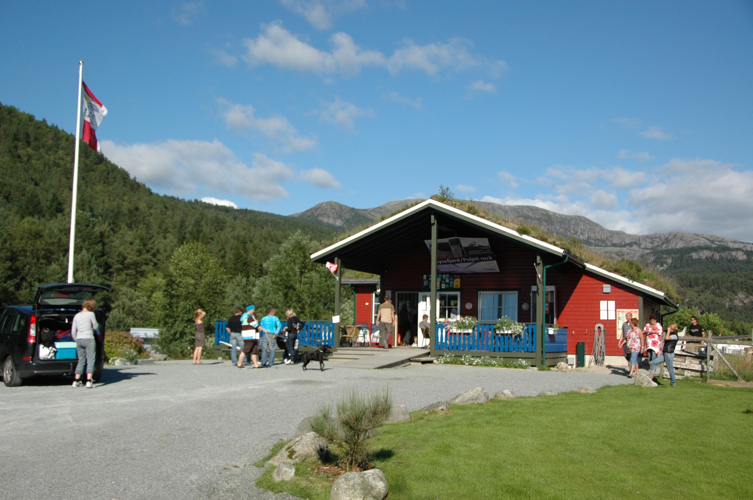 Preikestolen camping