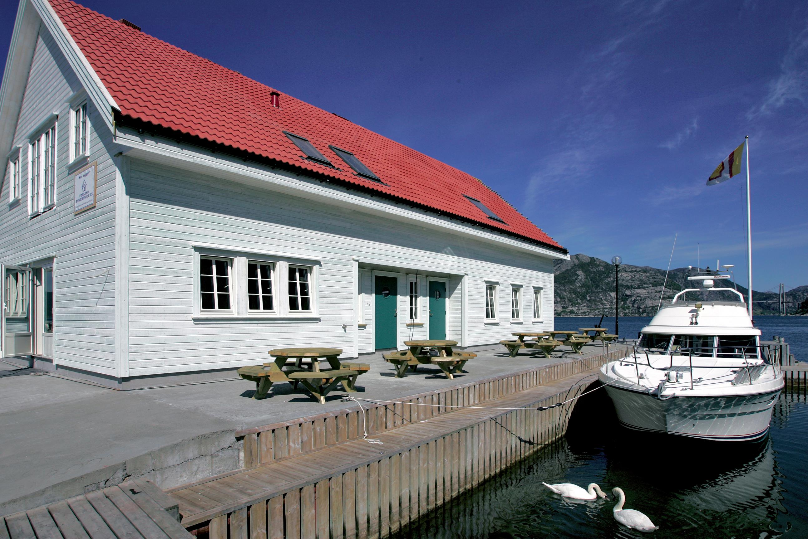 Lysefjorden marina