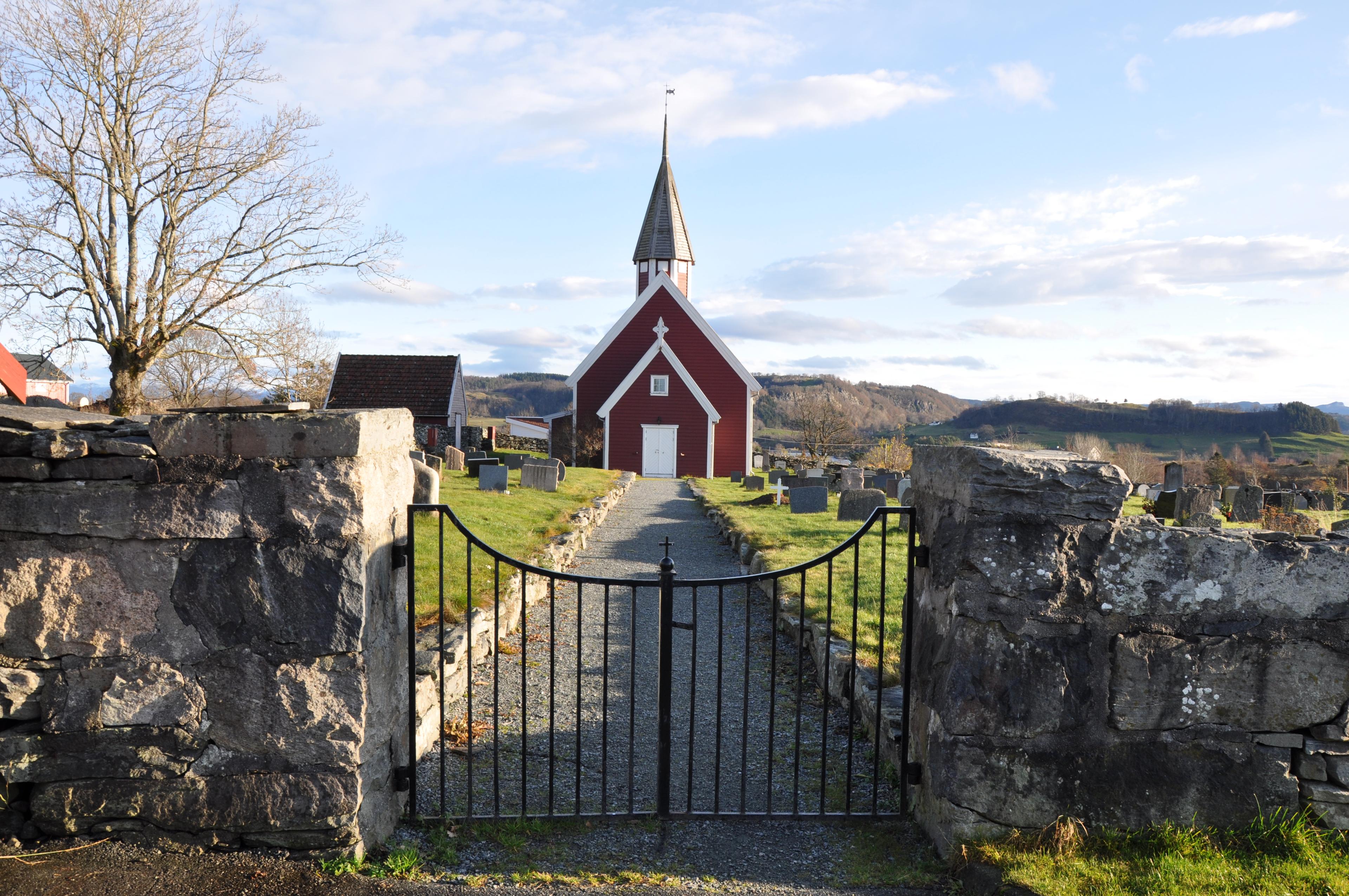 Sjernarøy kyrkje