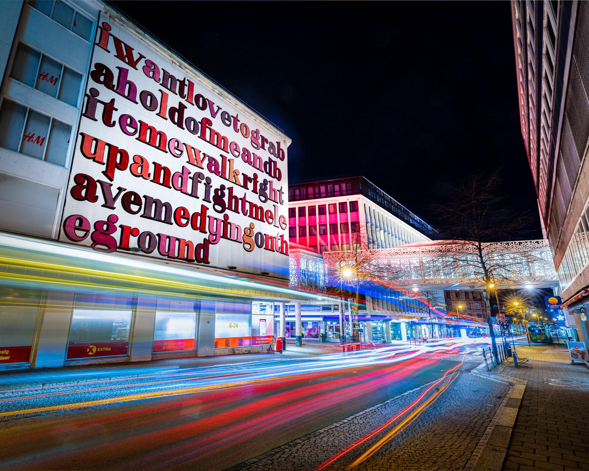 Stavanger Street art: Love Interruption