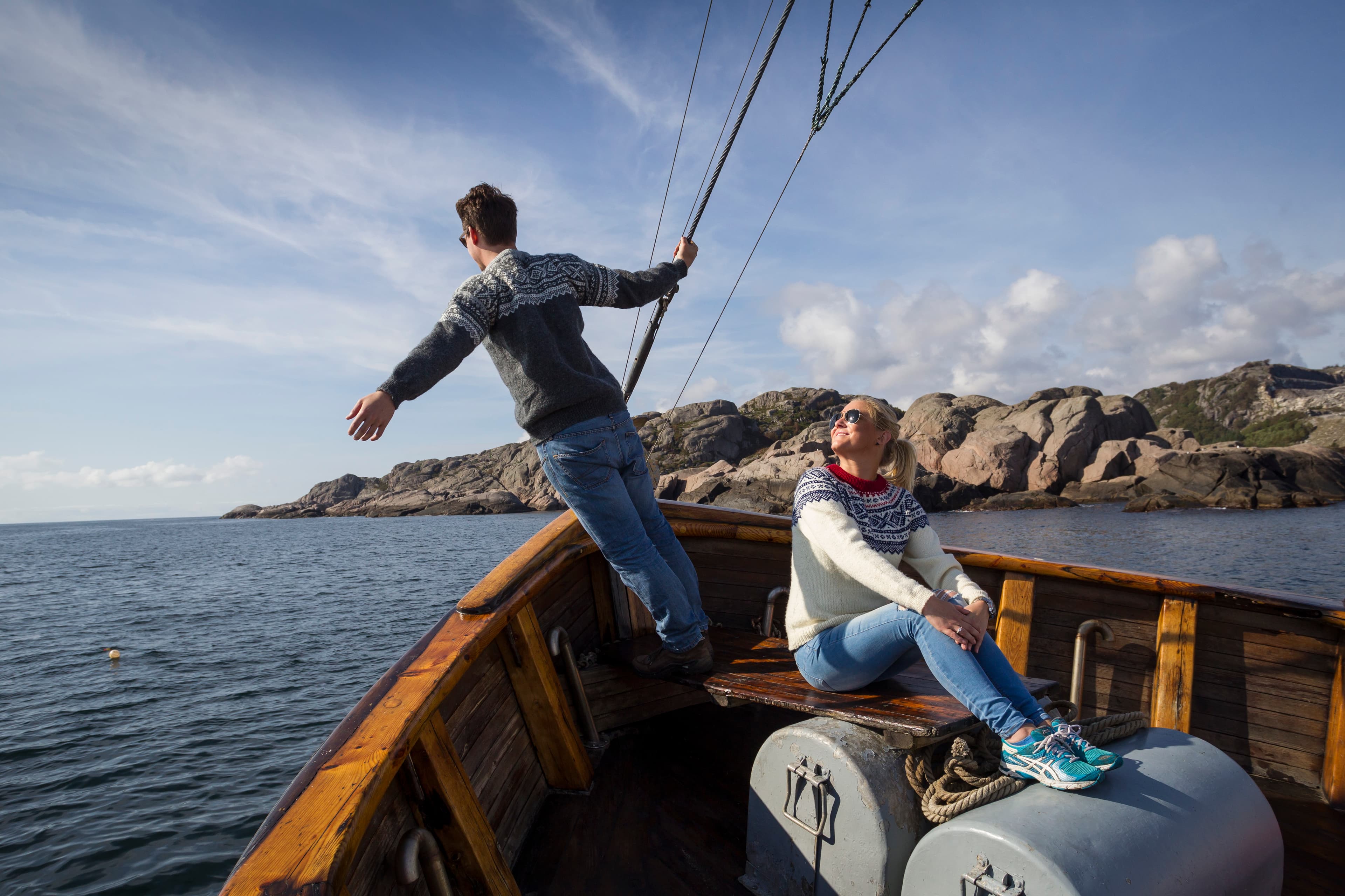 Par på fiskebåt i Sokndal