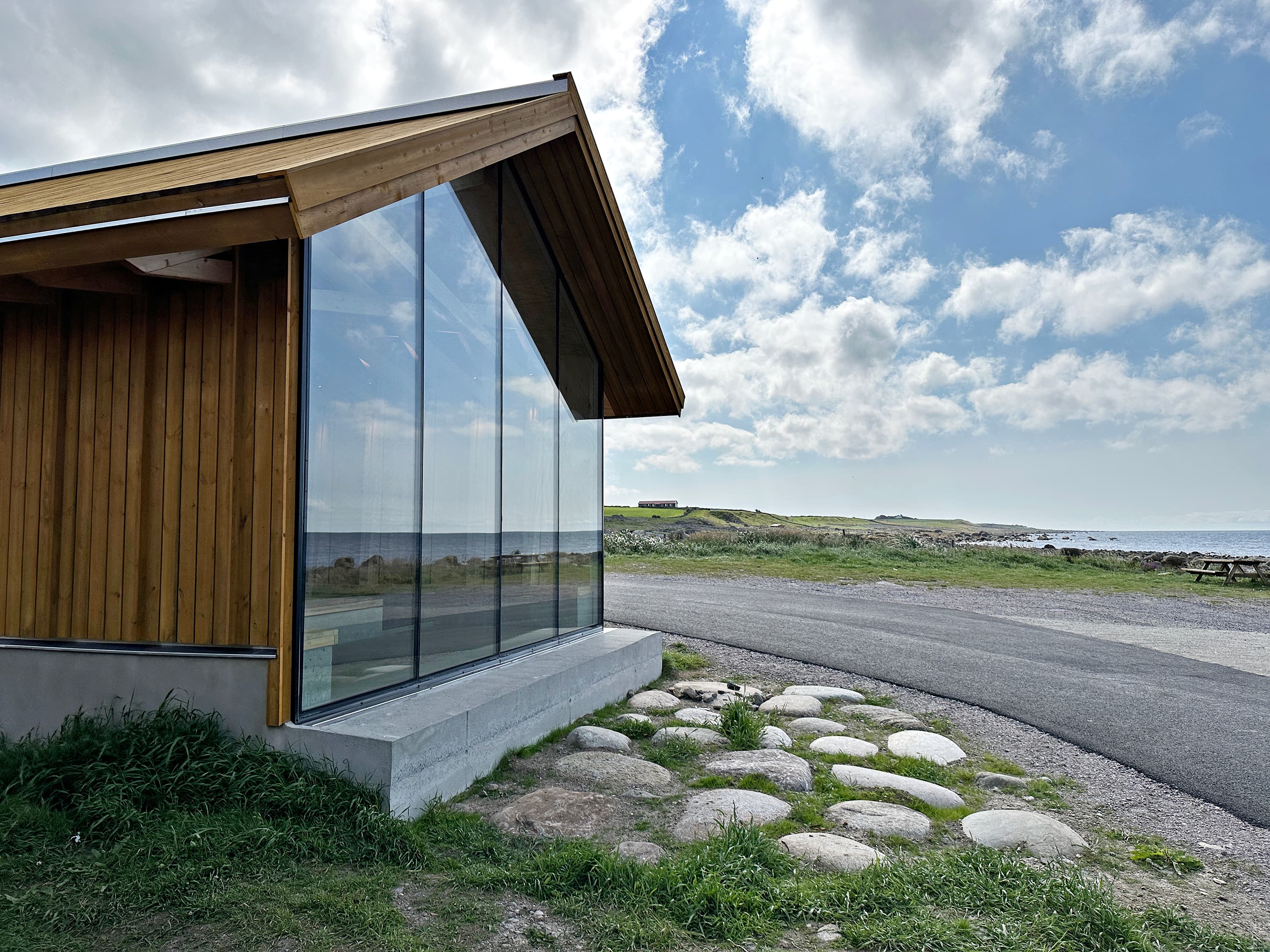 Madland harbour and a storm cabin facing the sea
