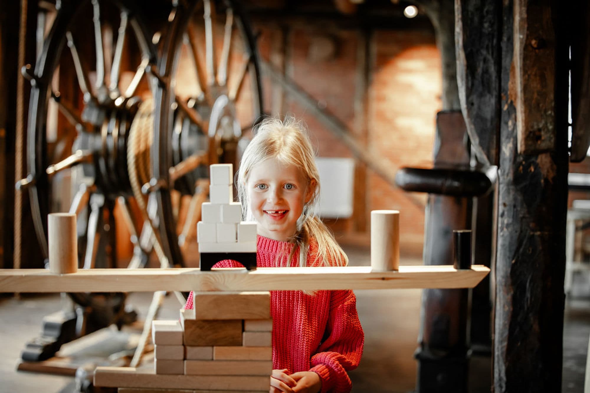 kids playing at a museum, stavanger maritime museum
